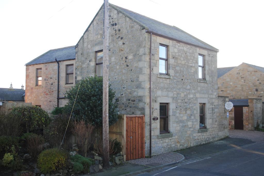 The Olde School House Bed and Breakfast Seahouses Esterno foto
